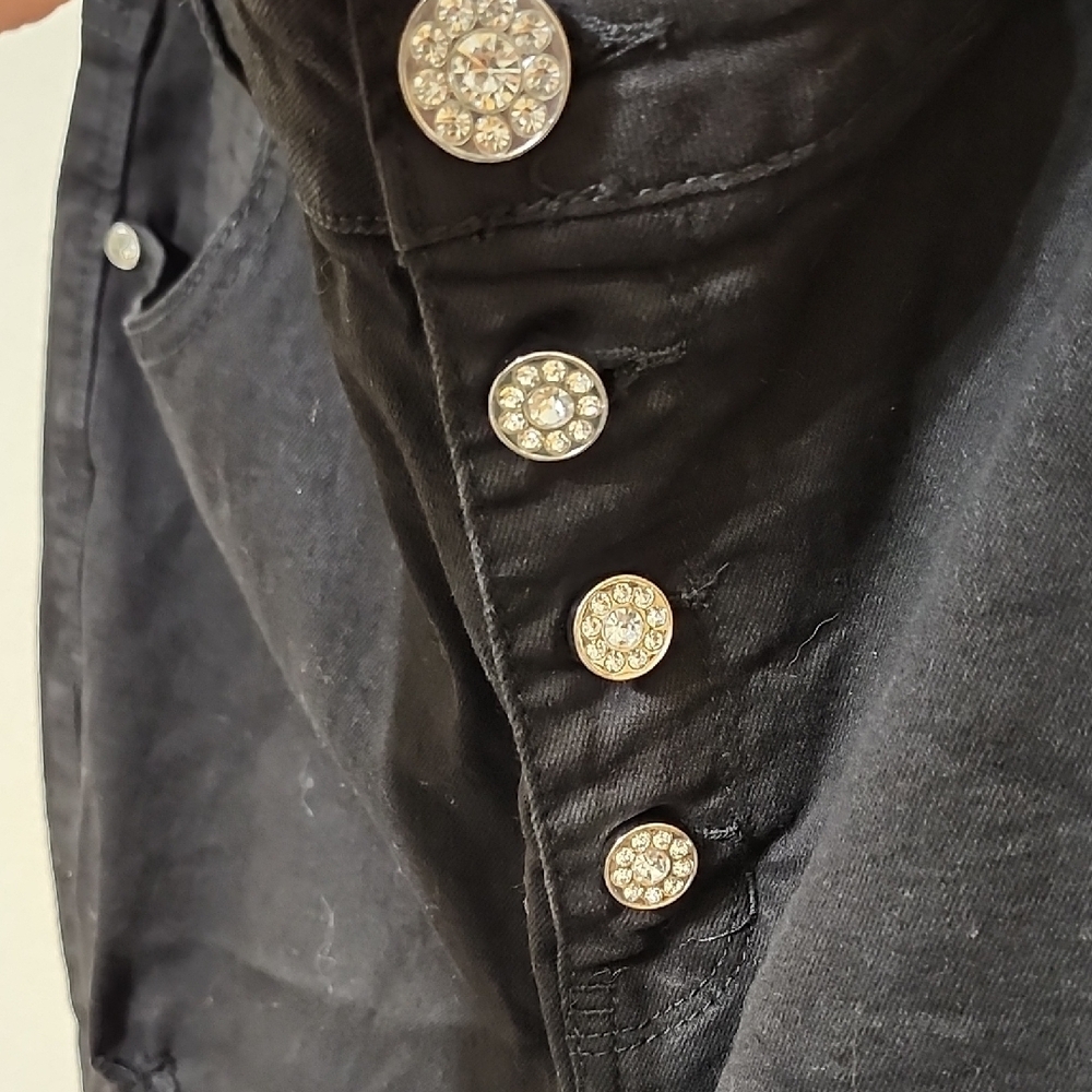 Black Skinny High-Waisted Jeans - Picture 8 of 13